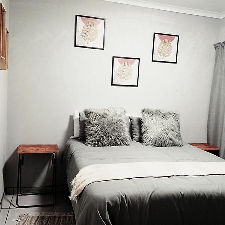 Be Our Guest Near Or Tambo International Airport Apartment Boksburg Ngoại thất bức ảnh